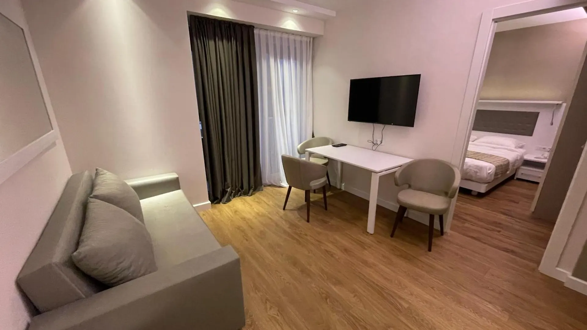 Del Mare Aparthotel Batumi Apartment