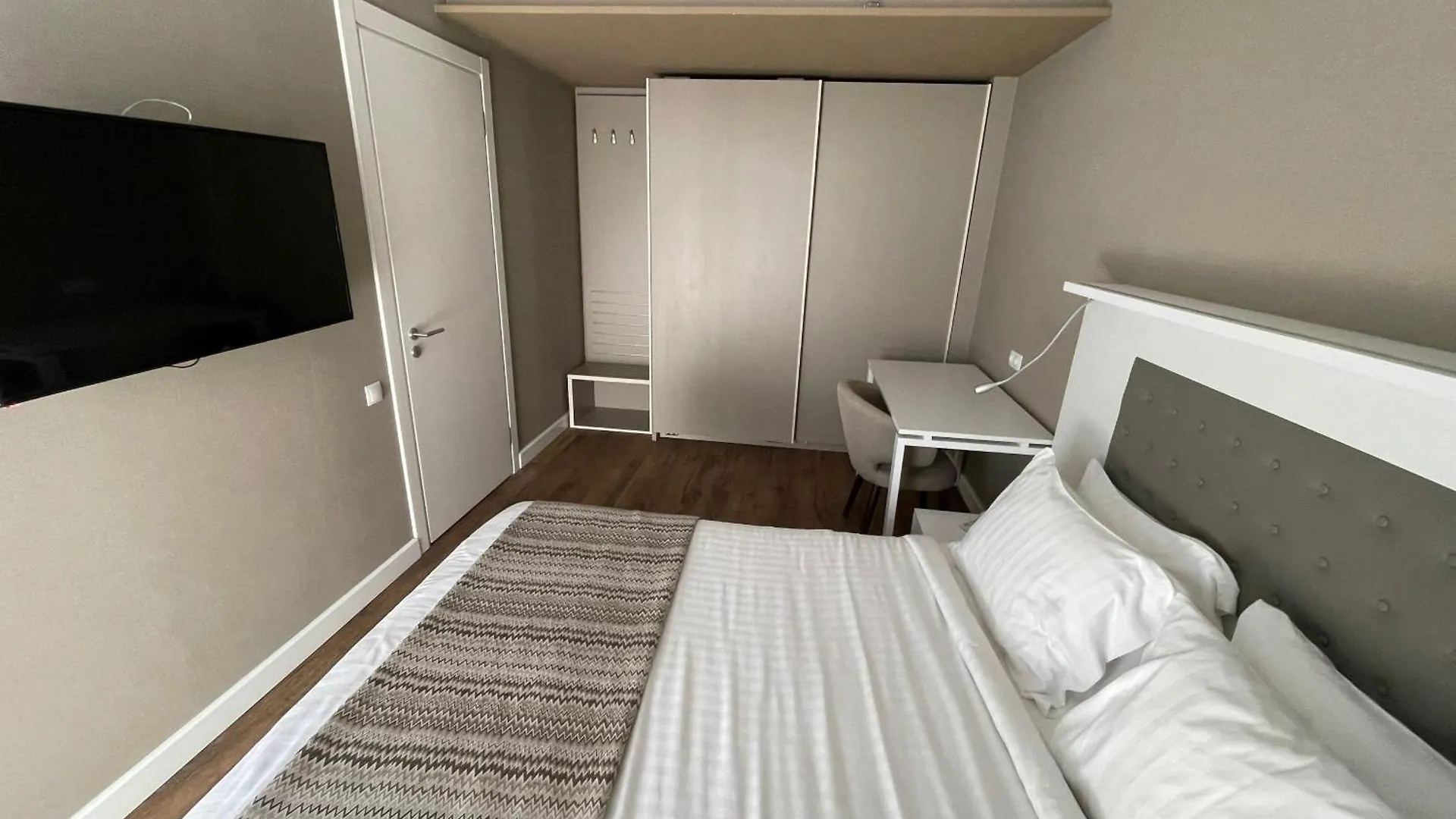 Del Mare Aparthotel Batumi 0*,  Georgia