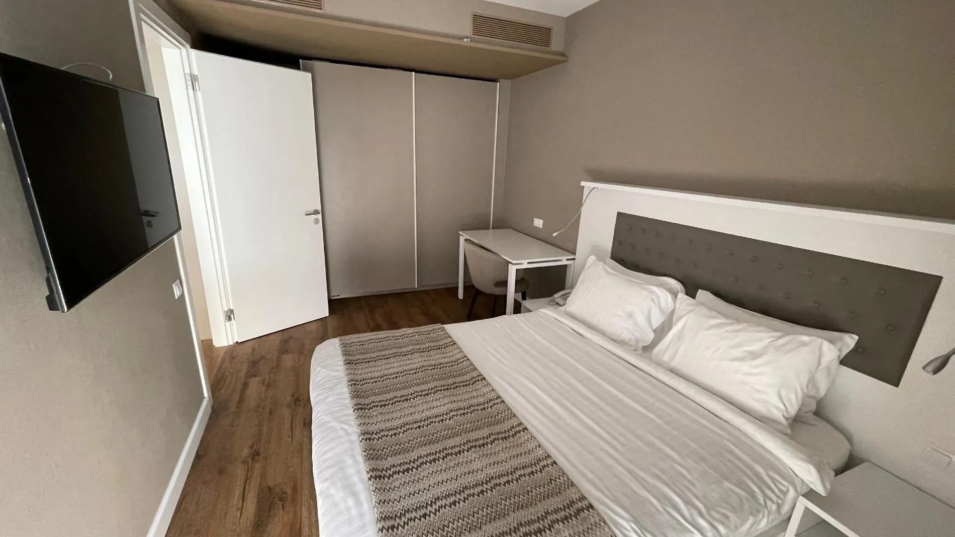 Apartment Del Mare Aparthotel Batumi Georgia