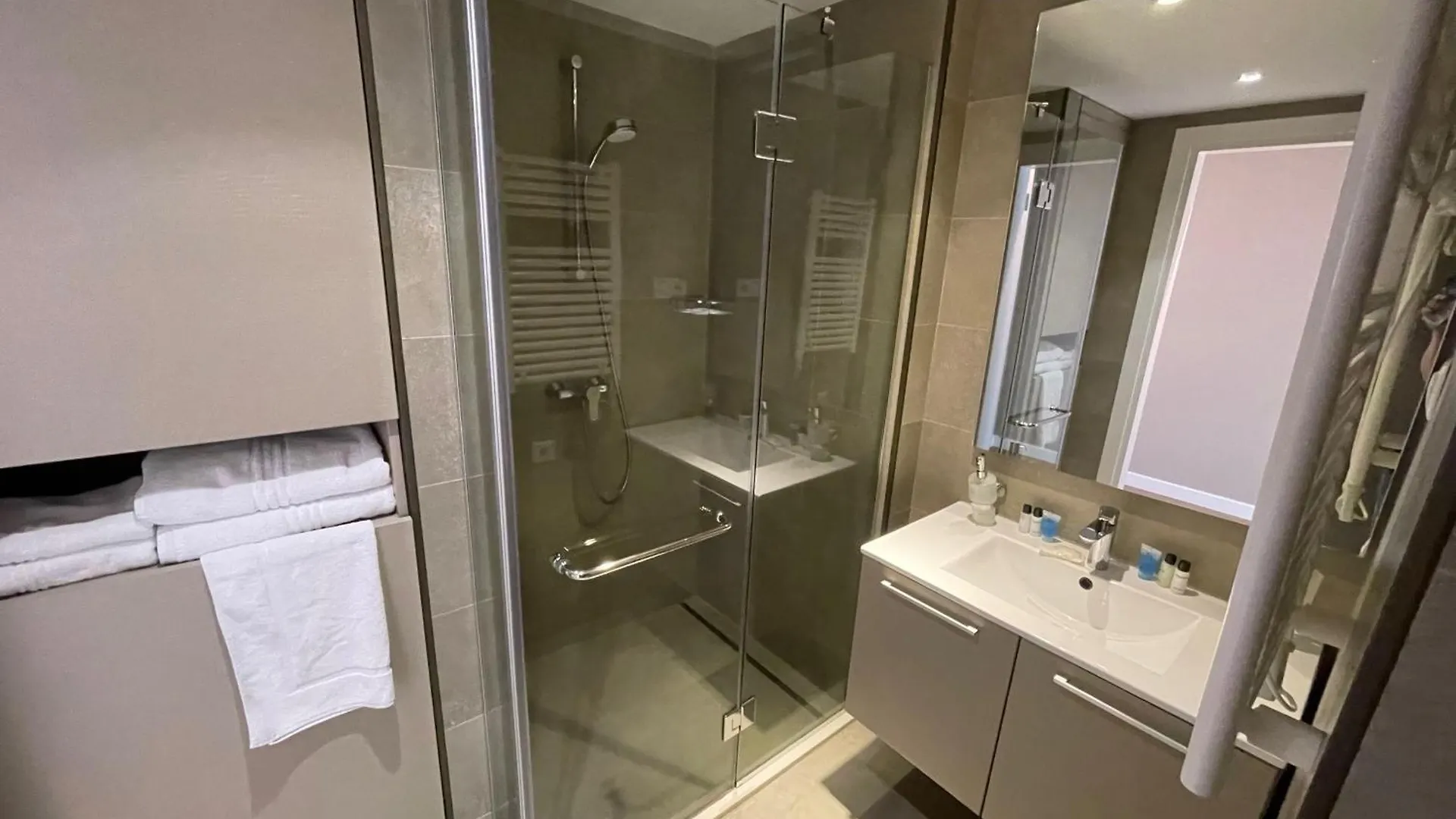 Del Mare Aparthotel Batumi